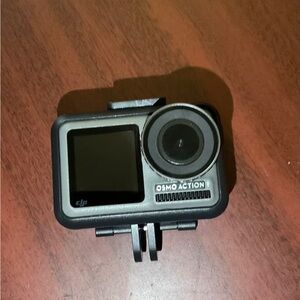 DJI Osmo Action Camera in Gray